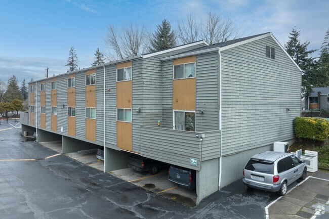 White Willow Apartments