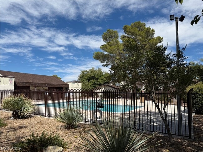 Photo - 2350 Cardiff Ln