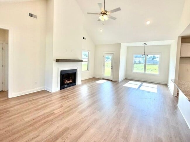 Photo - Now Leasing a Brand New 5-Bedroom 3 bath home in Olive Branch @ Southbranch