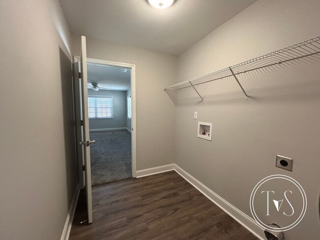 Photo - 515 Fraser Dr