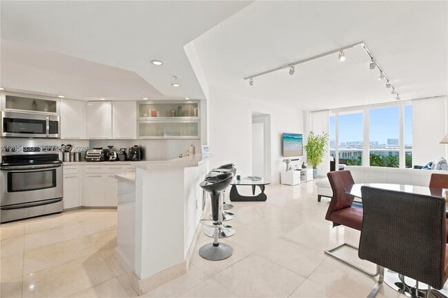 Photo - 1900 Sunset Harbour Dr Unit 803