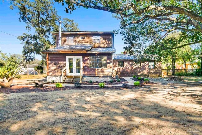 Photo - 525 Lakewood Rd