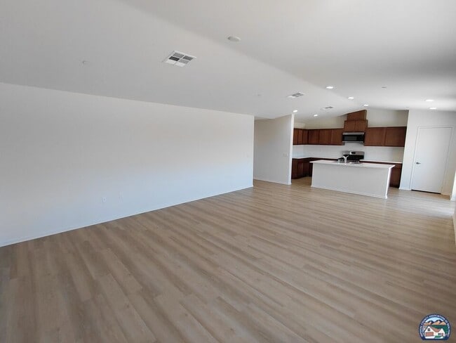 Building Photo - 475 Palomino Ct