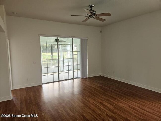 Photo - 1050 Eleuthera Dr NE