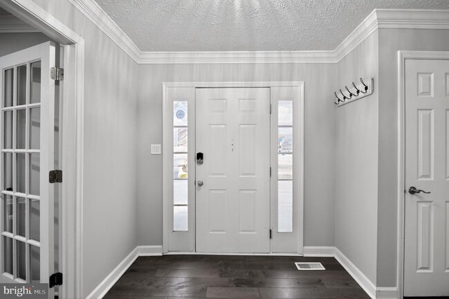 Building Photo - 7609 Croydon Pl