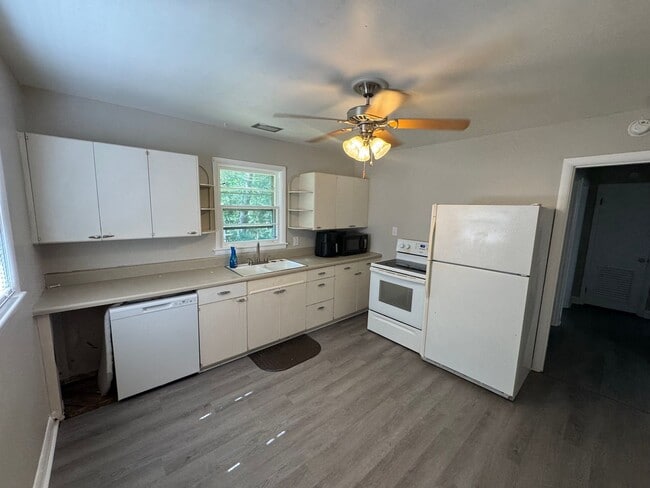 Photo - 621 Hood St