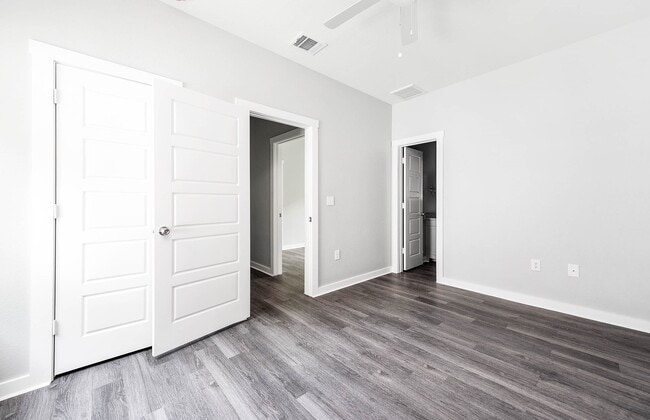 Photo - 16977 Glenheath St