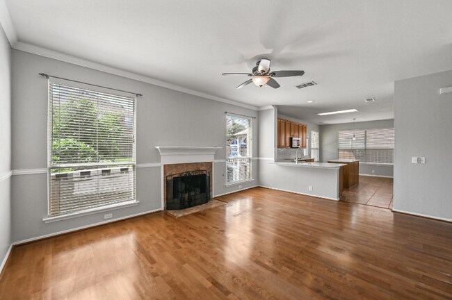 Photo - 3005 Manor Green Blvd