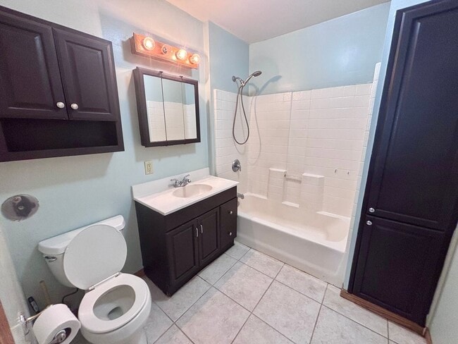 Photo - 726 W Military Ave