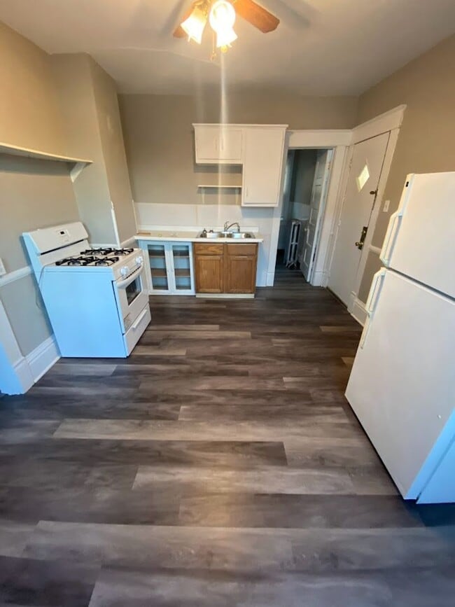 3700-3706 E Pulaski Ave - 3700-3706 E Pulaski Ave Apartamento Unidad 3706 #4
