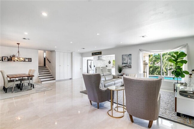 Photo - 2948 NE 35th Ct