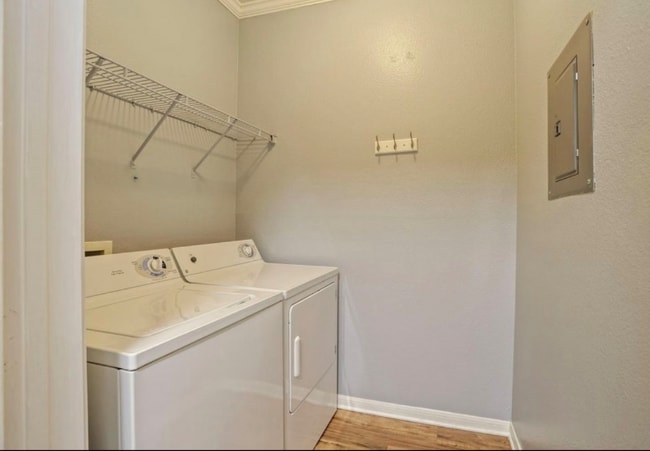 Photo - 701 Gibson Dr