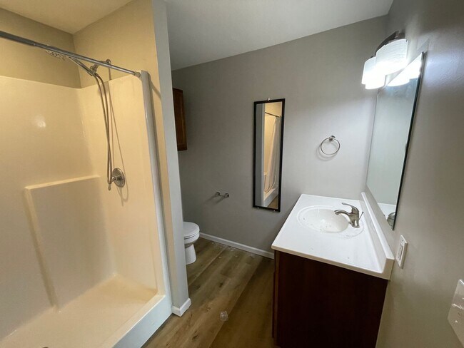 Photo - 202 Tyler St Unit A