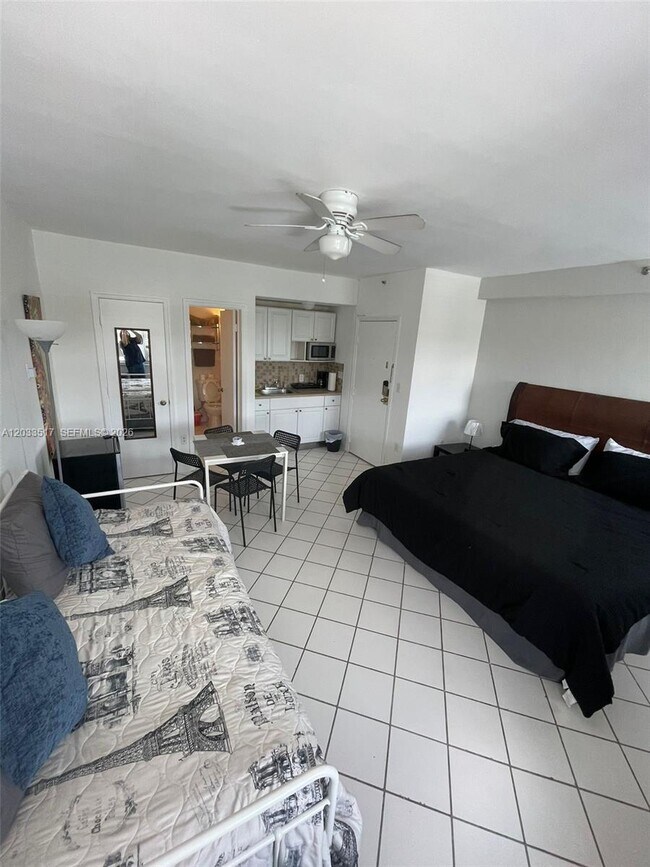 Photo - 3801 Indian Creek Dr Unit 301