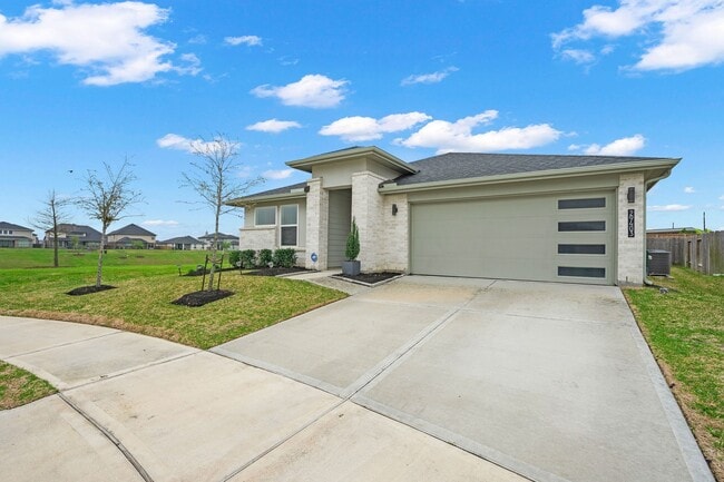 Photo - 29403 Ella Larchmont Ct