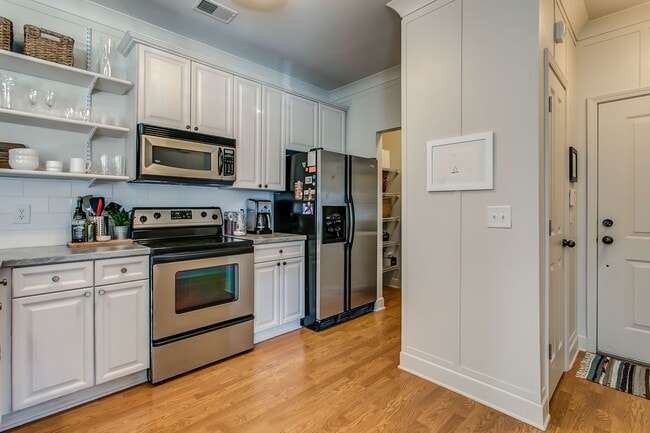 Photo - 7230 Althorp Way Unit 7230 Althorp Way W5
