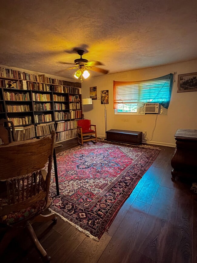 Photo - 608 Fulton Rd