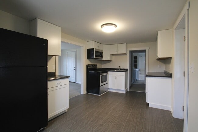 Photo - 126 Maxwell Ln Unit Apt. 1