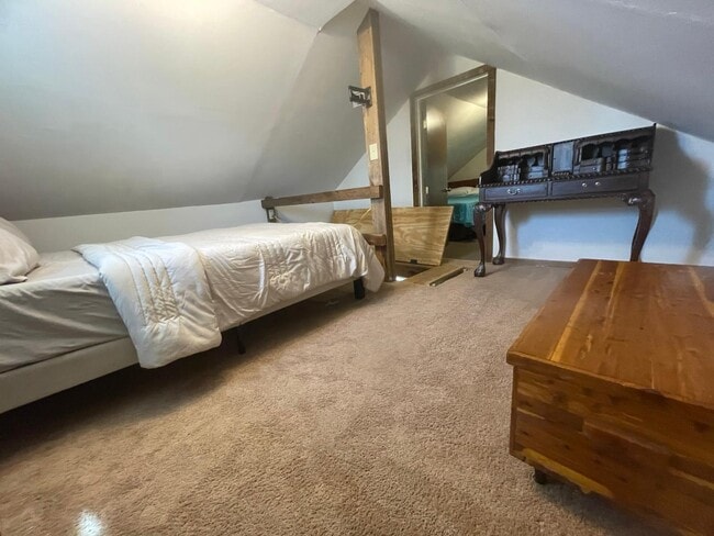 Photo - 350 Hilltown Rd