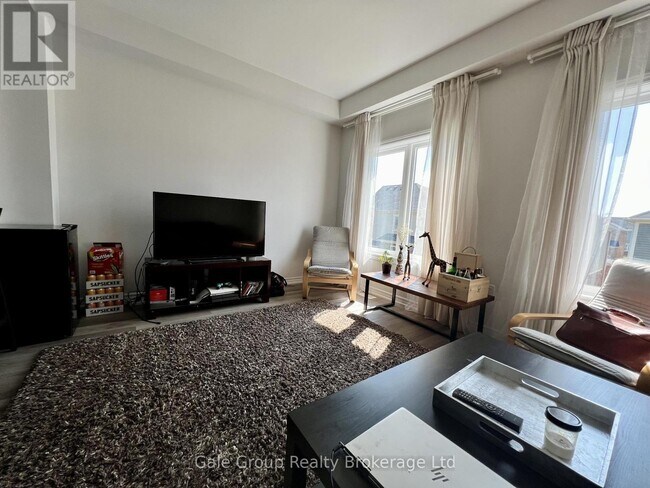 Photo - 124 Compass Trail