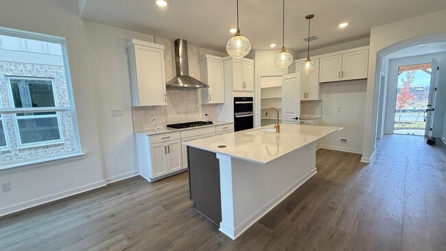 Photo - 597 Rubber Tree Wy