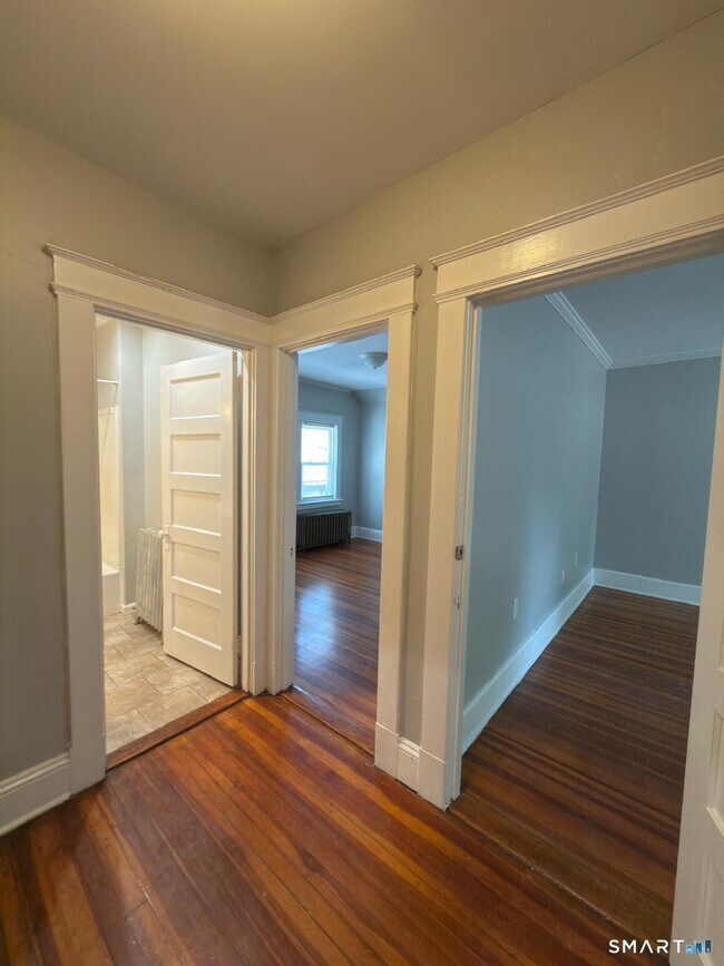 Photo - 351 Hillside Ave Unit 3