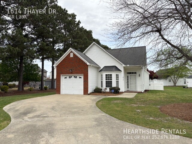 Photo - 1614 Thayer Dr