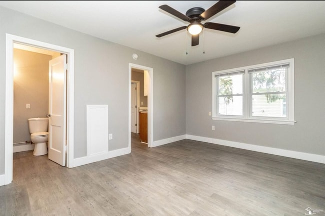 Photo - Lagrange St Unidad 3