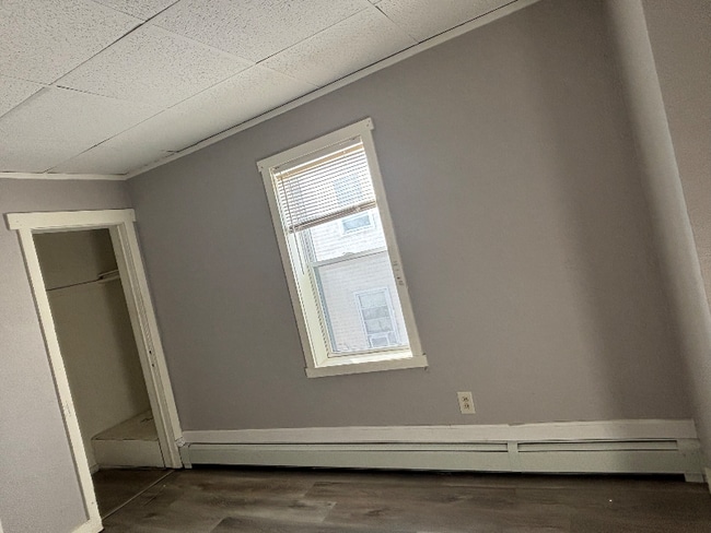 Photo - 9-11 Kelley Sq Unidad 2