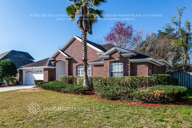 Photo - 11836 Lake Fern Dr
