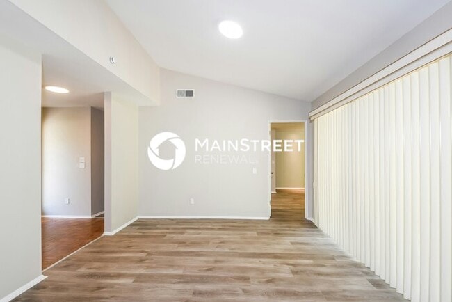 4 Bedroom Pet-Friendly Home in St. Louis, MO with Main Street Renewal