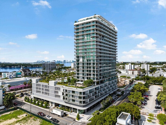 Photo - 7144 Byron Ave Unidad ID1321346P