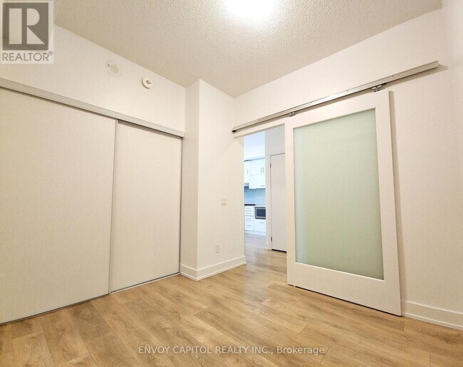 Photo - 128 Fairview Mall Dr Unit 207