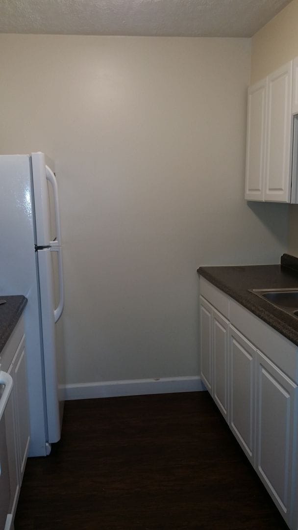 Photo - 1 Bedroom Downtown Court Yard Level Apartment