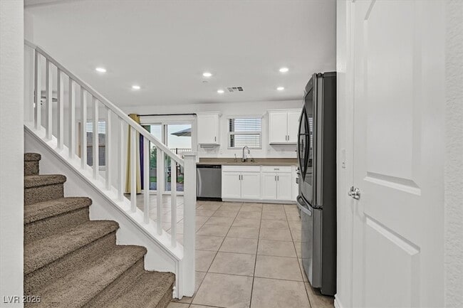 Photo - 326 Quail Dove Ave