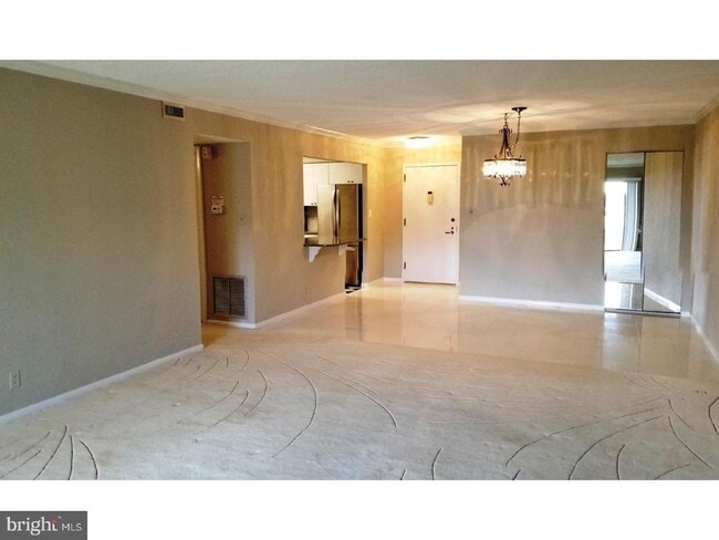 Photo - 21122 Valley Forge Cir Unit 1122