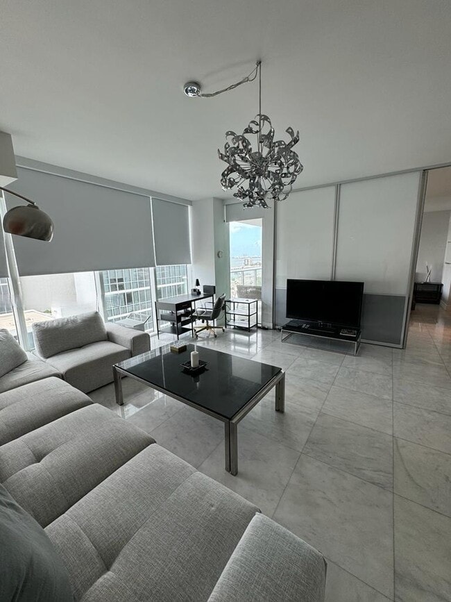 Photo - 1040 Biscayne Blvd Unidad 1505