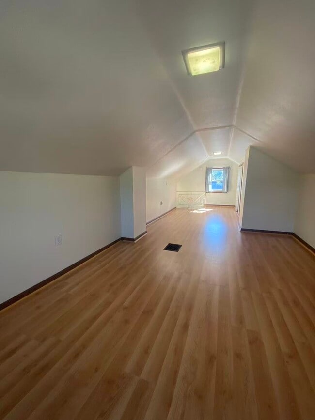 Photo - 3928 Crary Dr