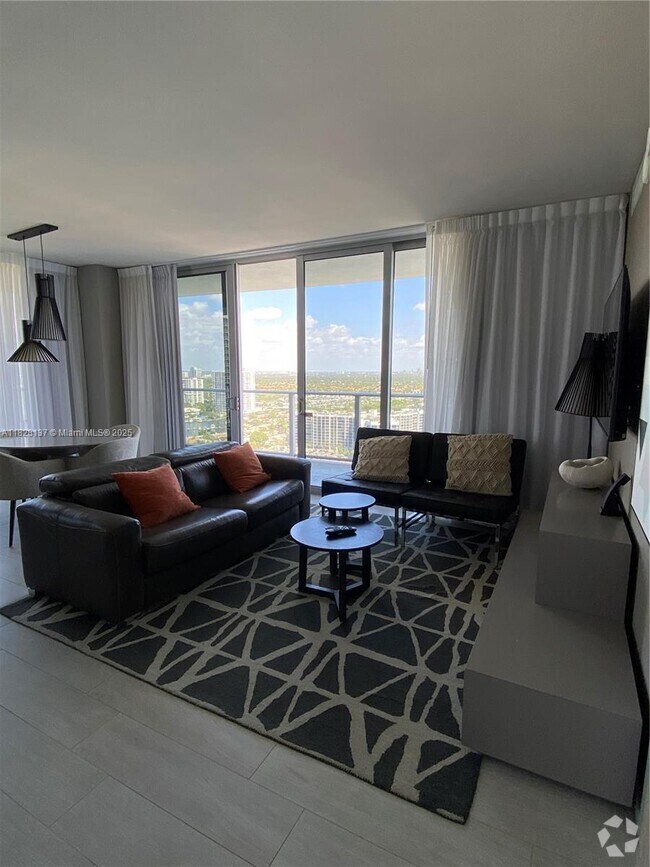 Building Photo - 4010 S Ocean Dr Unit R2102 Rental