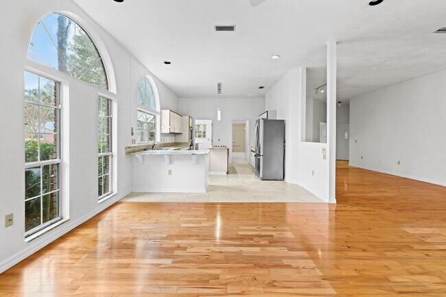 Photo - Three Bedroom Two Bath Home in NW Courtyards