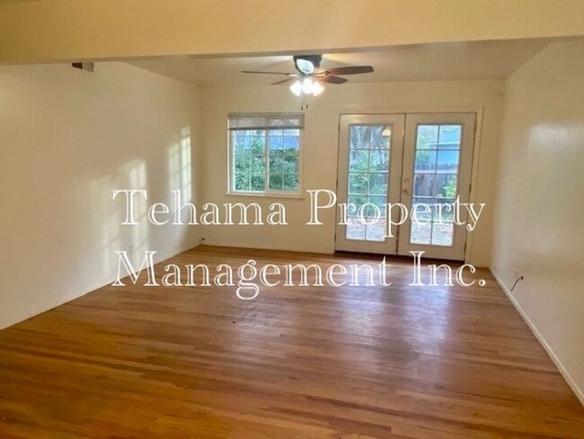 Photo - 3 Bedroom 2 bath home in Red Bluff.