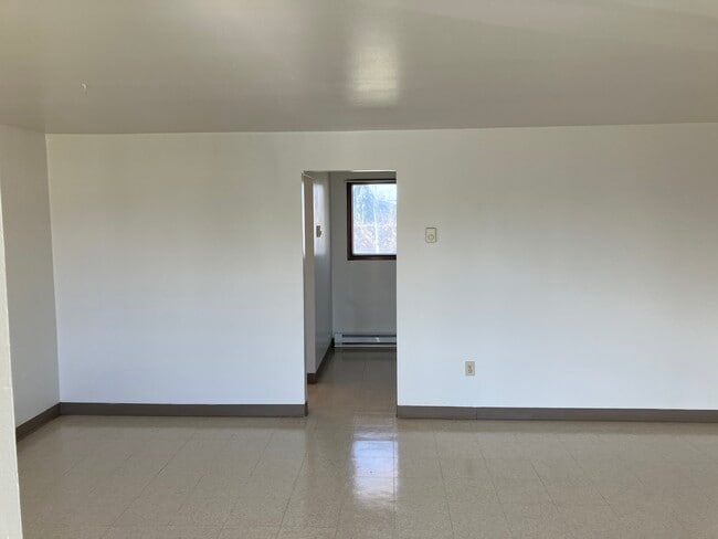 Photo - 1203 Larson Blvd