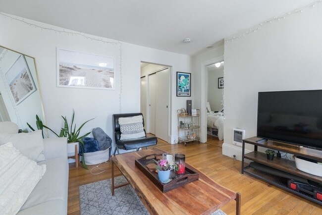 Photo - 69 I St Unit 3