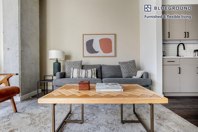 Photo - 751 N Hudson Ave Unit FL4-ID1039