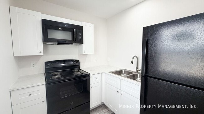 Building Photo - 5438 40th St Unit 3