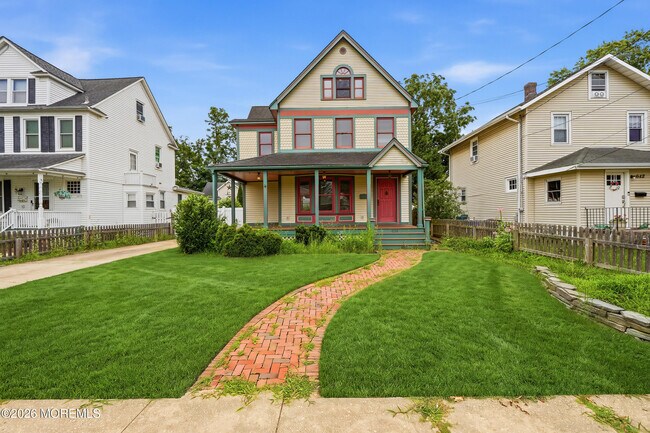 Photo - 638 Overton Pl