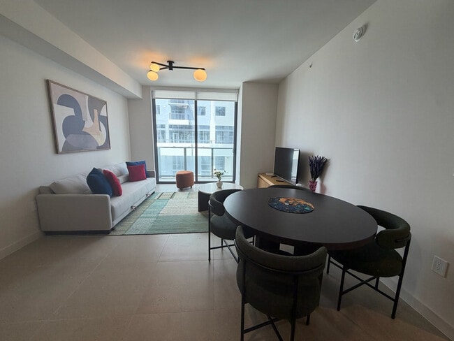 Photo - 11 NE 6th St Unidad SI FL10-ID1499078P