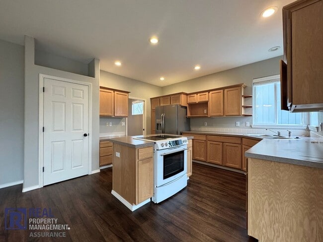 Photo - Spacious 5-Bedroom Home in Desirable Autumn Crest – Beaverton!!