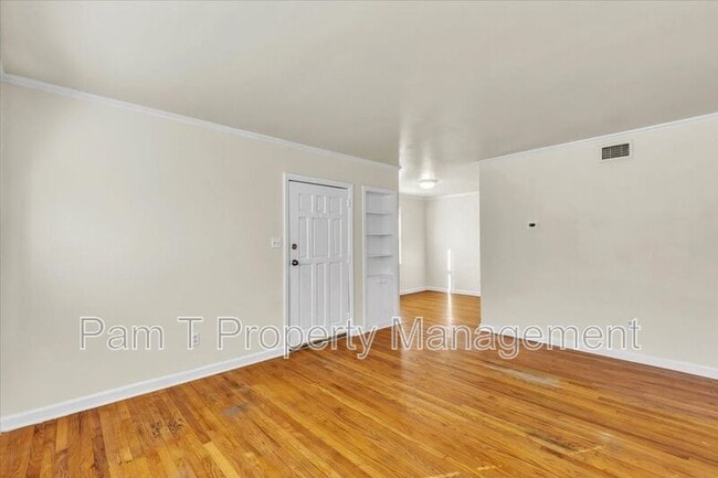 Photo - 1702 E.35TH St.