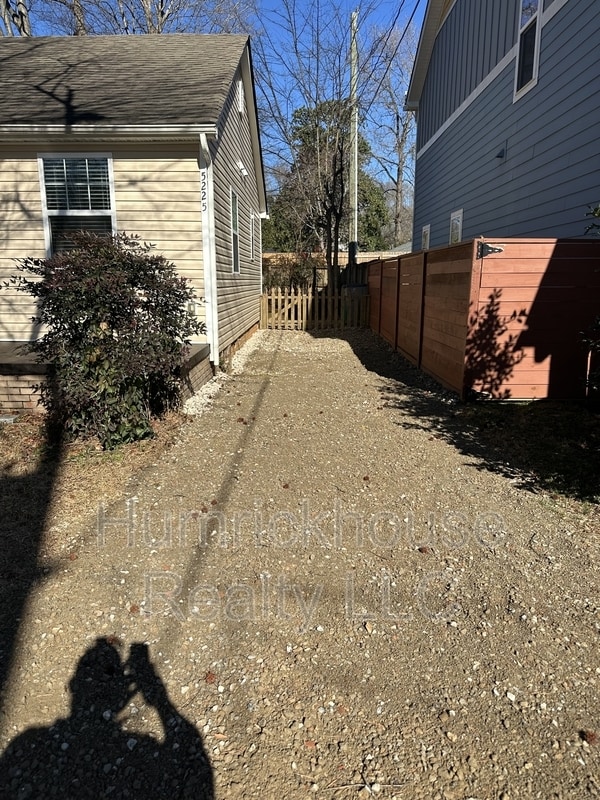 Photo - 5225 Valley Stream Rd